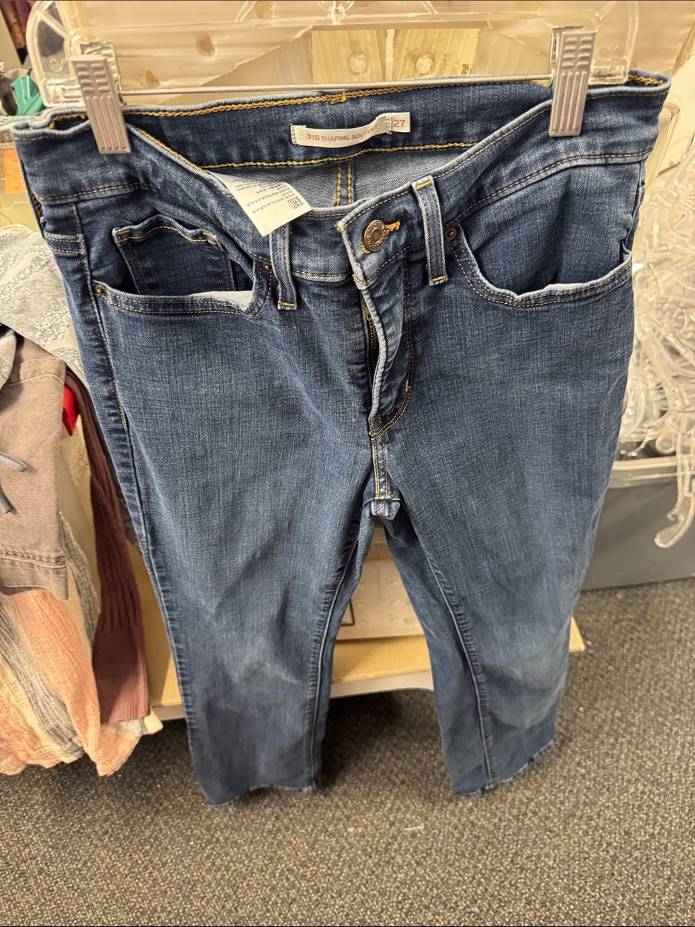Levi Strauss shaping bootcut Jean 27 // 061712